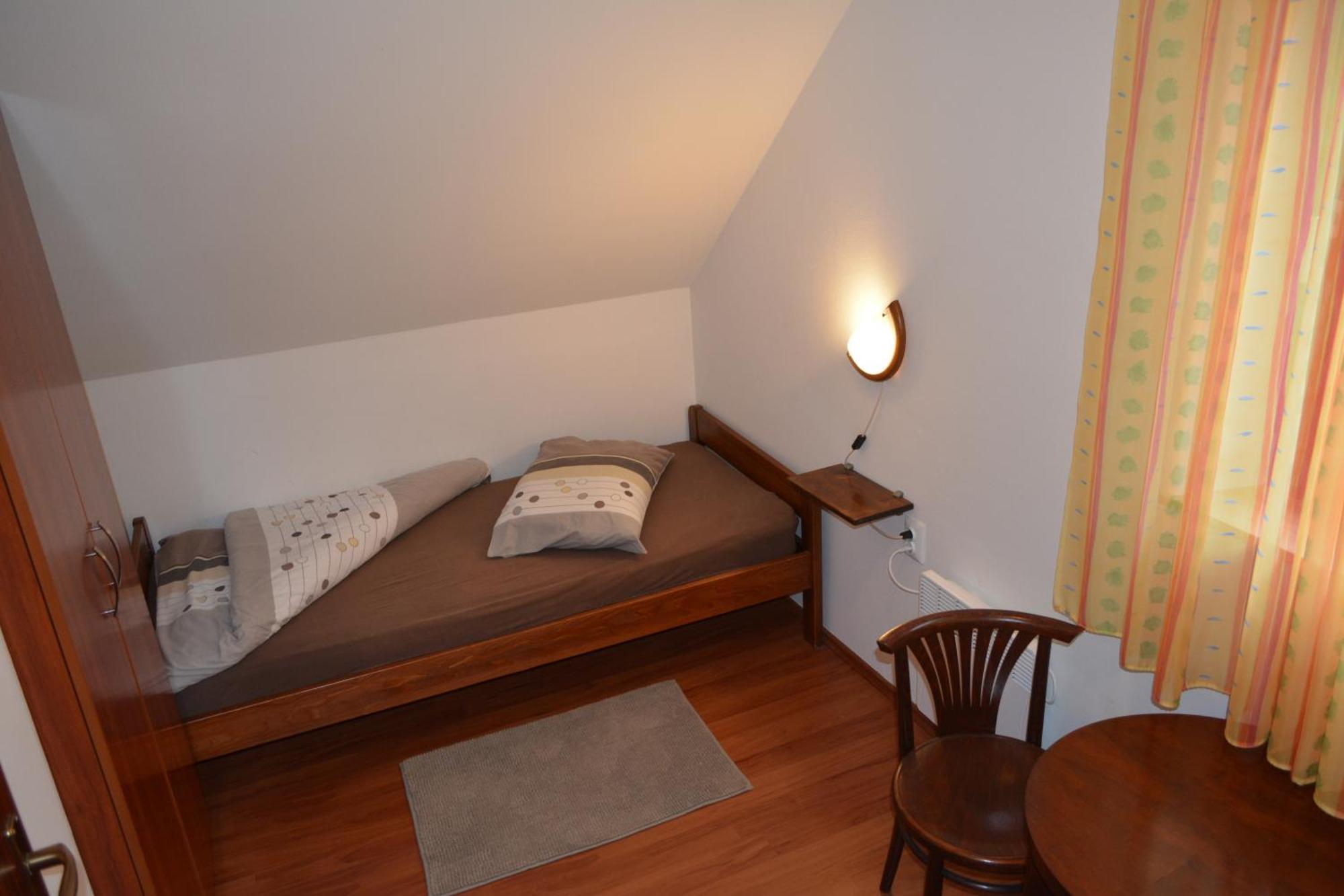 Holiday home Coprnicka Hisa *